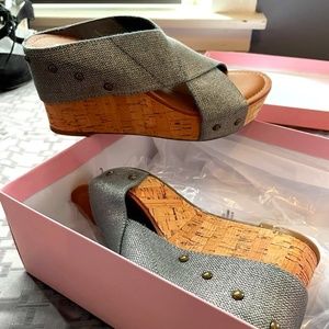 PEWTER/ METALLIC CORK WEDGE SANDAL